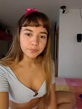 Sofiapeachh online show from 03-22-25, 05:17