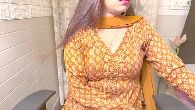 Snapshot of Your_Sassy_Goddess chatting on 03-19-25, 04:45 Your Sassy Goddess online show from 03-19-25, 04:45