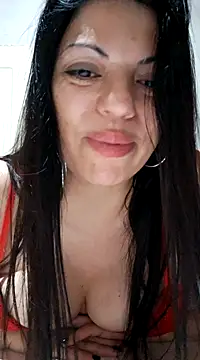 Snapshot of Paulitta- chatting on 12-16-24, 03:30 Paulitta- online show from 12-16-24, 03:30