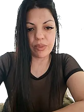 Snapshot of Paulitta- chatting on 01-03-25, 10:19 Paulitta- online show from 01-03-25, 10:19