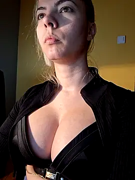 allinqueen online show from 03-26-26, 06:17