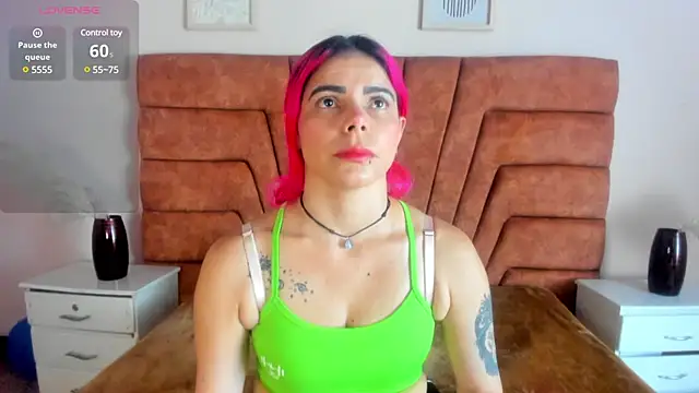 Snapshot of NIKI_SANTANA chatting on 03-21-25, 03:55 NIKI SANTANA online show from 03-21-25, 03:55