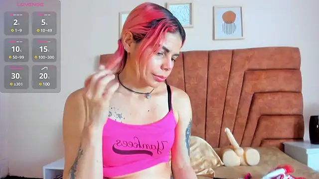 Snapshot of NIKI_SANTANA chatting on 03-03-25, 04:00 NIKI SANTANA online show from 03-03-25, 04:00