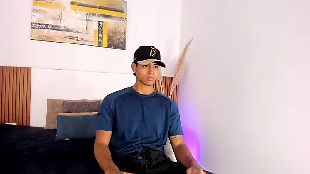 zander 2120 online show from 03-10-26, 01:37