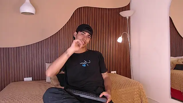 zander 2120 online show from 02-27-25, 02:00