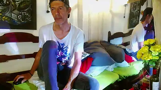 laye19 online show from 03-31-26, 11:07