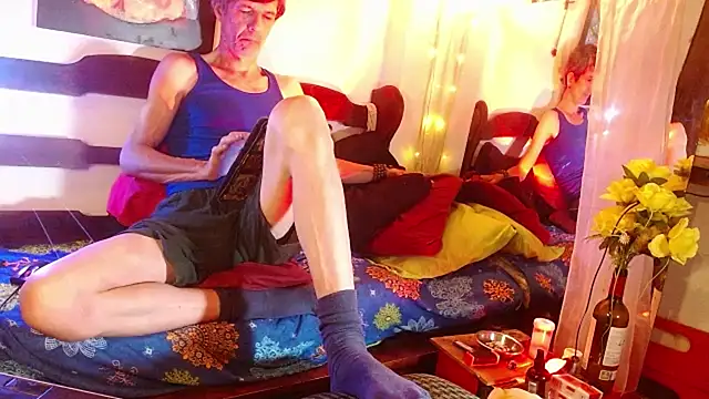 laye19 online show from 02-13-26, 04:45