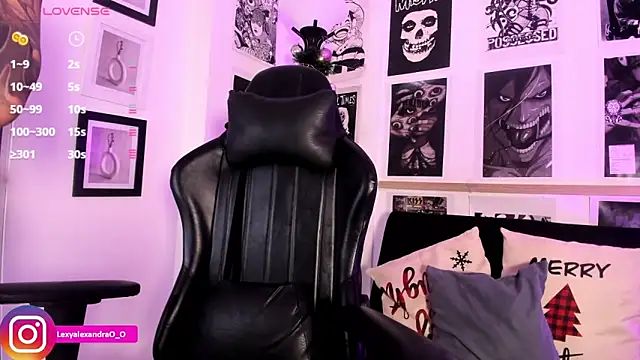 Lexyjoycce online show from 12-17-25, 09:09