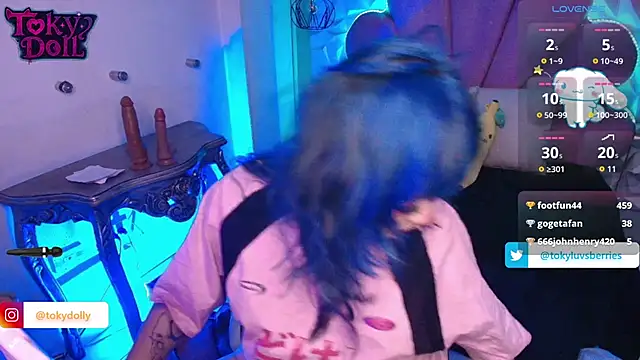 toky doll online show from 09-13-25, 09:26