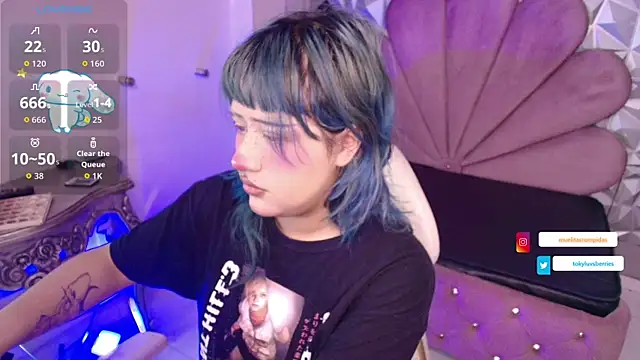 toky doll online show from 11-25-25, 05:24