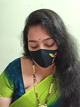 Snapshot of neelu-hoty chatting on 12-15-25, 02:45 neelu-hoty online show from 12-15-25, 02:45