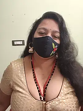 Snapshot of neelu-hoty chatting on 10-12-25, 12:17 neelu-hoty online show from 10-12-25, 12:17