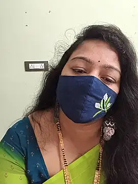 Snapshot of neelu-hoty chatting on 10-24-25, 08:02 neelu-hoty online show from 10-24-25, 08:02