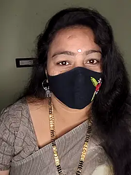 Snapshot of neelu-hoty chatting on 10-11-25, 12:17 neelu-hoty online show from 10-11-25, 12:17