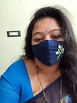 Snapshot of neelu-hoty chatting on 02-15-26, 01:21 neelu-hoty online show from 02-15-26, 01:21
