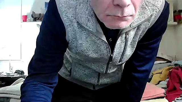 Hand69someguy online show from 12-03-25, 01:17