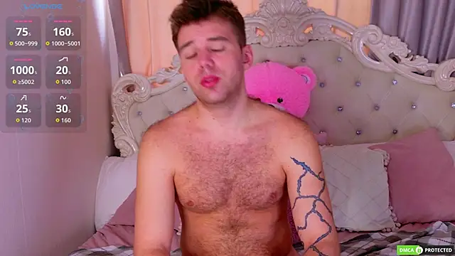 ArthurWhitee online show from 04-04-26, 08:32