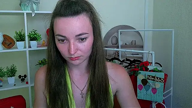  Barbie Kiss  online show from 07-07-26, 03:59