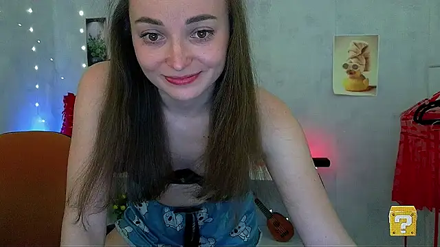  Barbie Kiss  online show from 04-29-26, 01:37