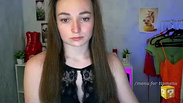  Barbie Kiss  online show from 04-20-26, 01:35