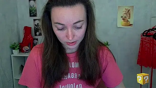  Barbie Kiss  online show from 04-26-26, 11:18
