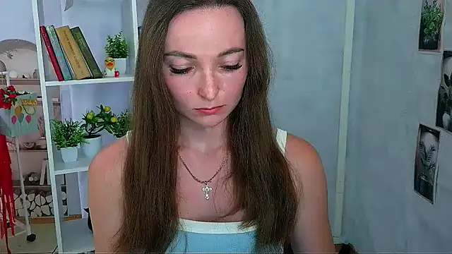 Barbie Kiss  online show from 07-16-26, 04:04