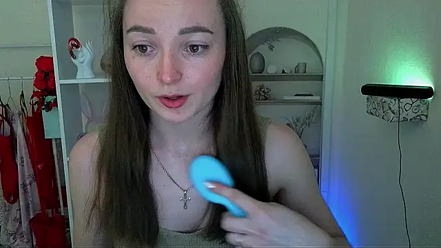  Barbie Kiss  online show from 06-01-26, 05:01