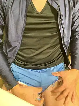 Snapshot of wowowa_3 chatting on 11-23-25, 04:06 wowowa 3 online show from 11-23-25, 04:06