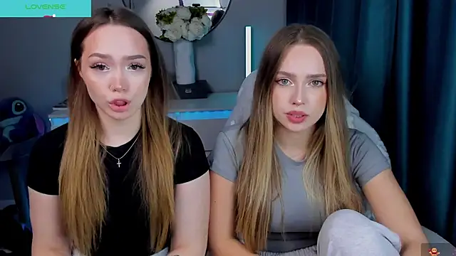 YaraKroft  online show from 12-16-25, 05:28