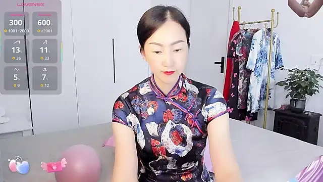 Snapshot of paopao-a chatting on 10-13-25, 04:03 paopao-a online show from 10-13-25, 04:03