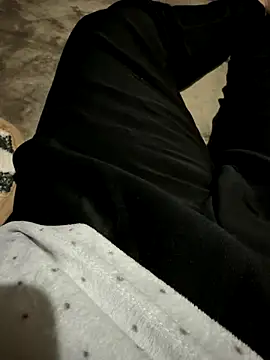 heena13 online show from 11-15-25, 03:16