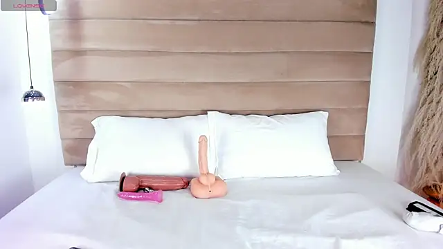 IsabellaJonns online show from 02-09-25, 04:25