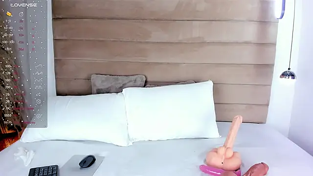 IsabellaJonns online show from 01-18-25, 04:26