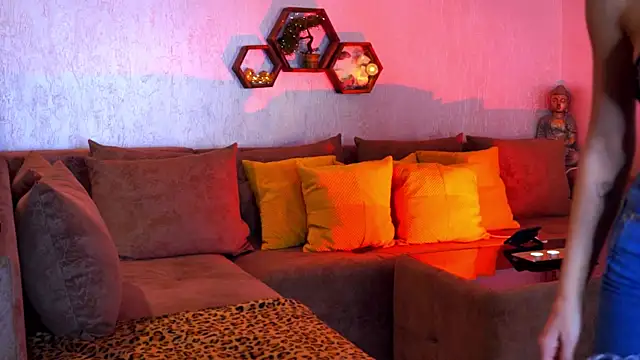 angelinaRae online show from 02-22-26, 04:08