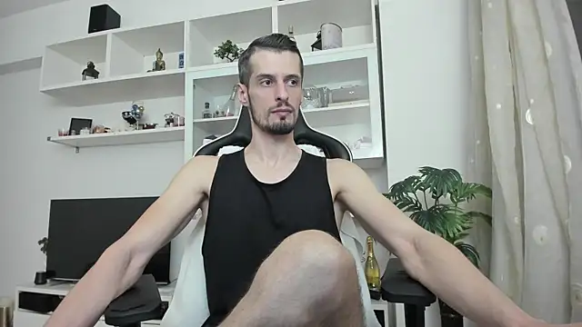 ToddClaytonn online show from 05-03-26, 06:33