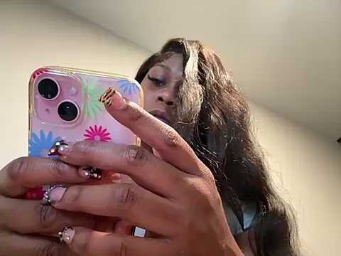 Naomiruty online show from 03-18-25, 01:02