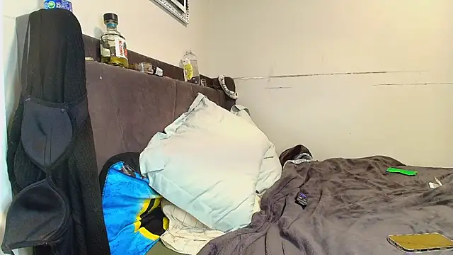 Naomiruty online show from 09-12-25, 01:50