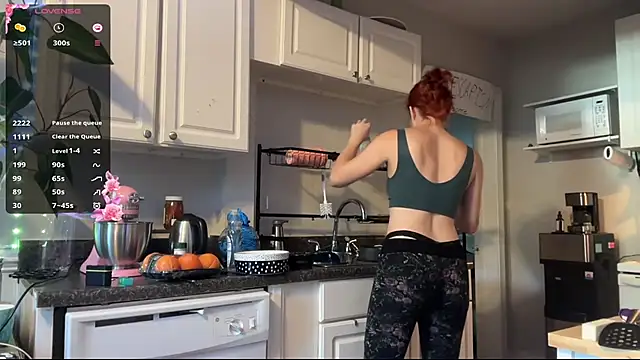 Snapshot of Aria_Fields chatting on 11-07-25, 07:29 Aria Fields online show from 11-07-25, 07:29