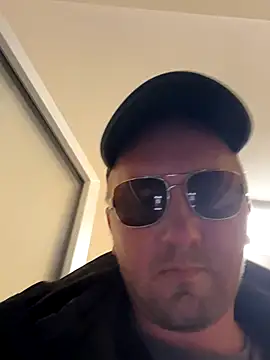 Snapshot of paul_daniel chatting on 10-18-25, 06:54 paul daniel online show from 10-18-25, 06:54