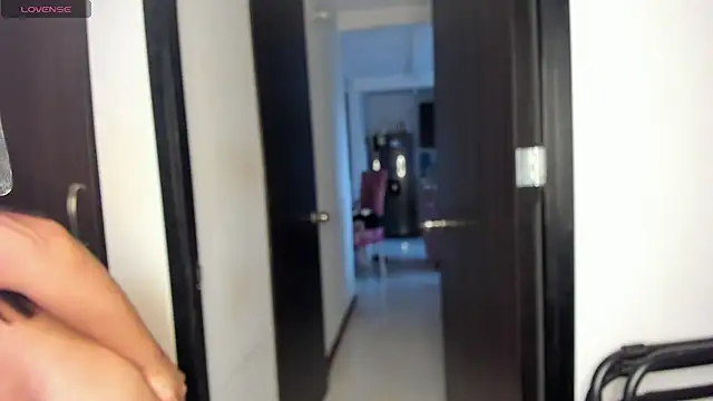 emily huddson  online show from 02-07-25, 10:09