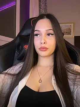 EricaWalls online show from 02-04-26, 08:26