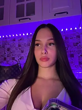 EricaWalls online show from 02-03-25, 03:20