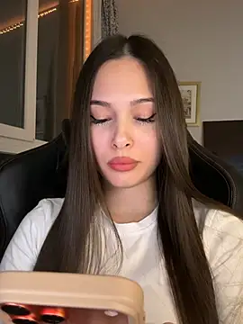 EricaWalls online show from 03-18-26, 08:53