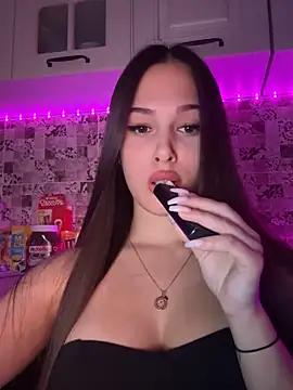 EricaWalls online show from 03-13-25, 09:05