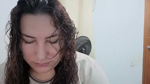 catalina boobs online show from 05-01-26, 10:20