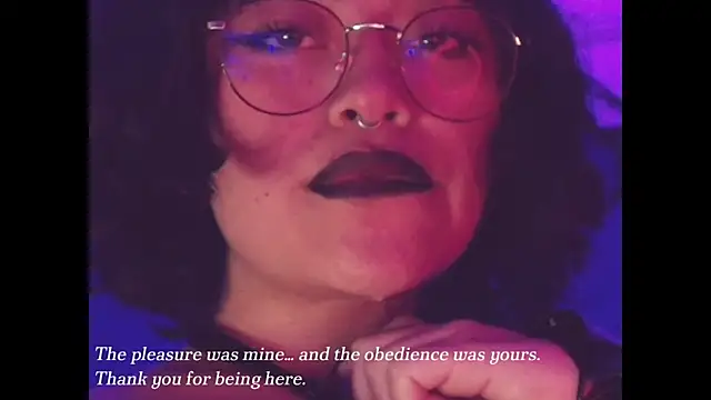 vanelope11 online show from 10-17-25, 06:53