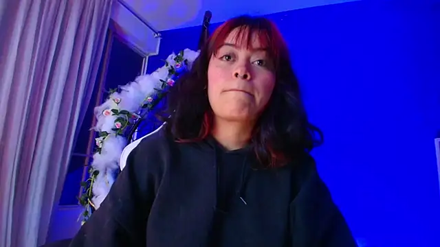 Snapshot of vanelope11 chatting on 03-02-26, 07:15 vanelope11 online show from 03-02-26, 07:15