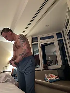 PeytonJohnn online show from 10-06-25, 11:05