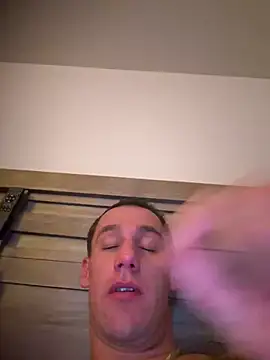 PeytonJohnn online show from 11-10-25, 12:48