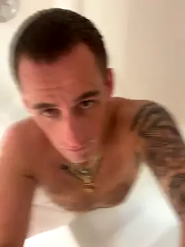 PeytonJohnn online show from 09-28-25, 08:05